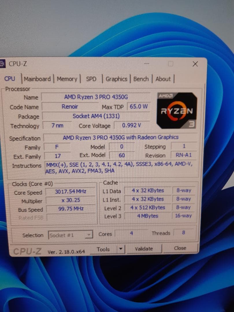 自作PC　RYZEN3 PRO 4350G・8GB・120GB・Win11