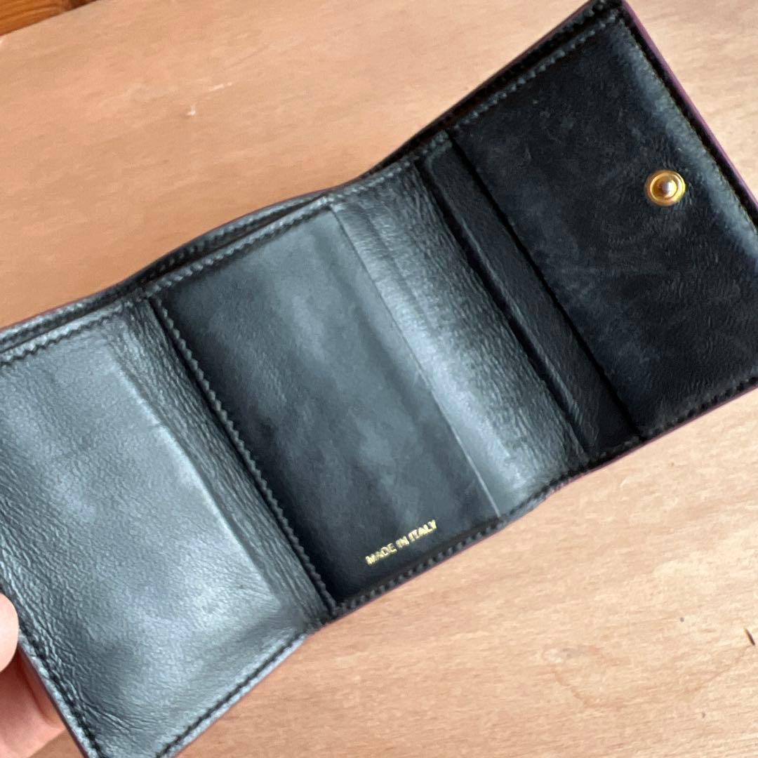 MARNI レザー製三つ折り財布　箱付き