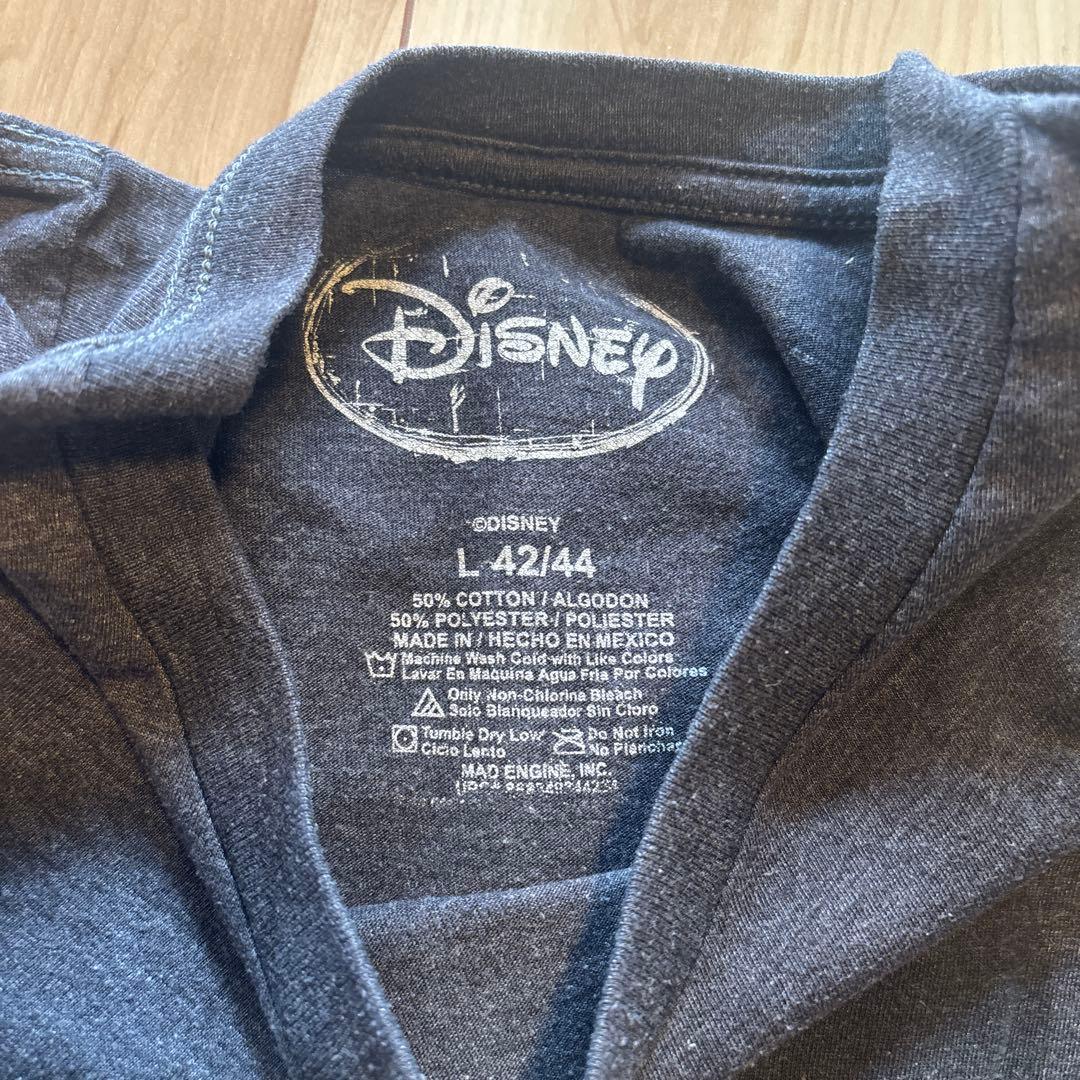 Disney ミッキーマウス Tシャツ Lサイズ　US古着　マッチョ