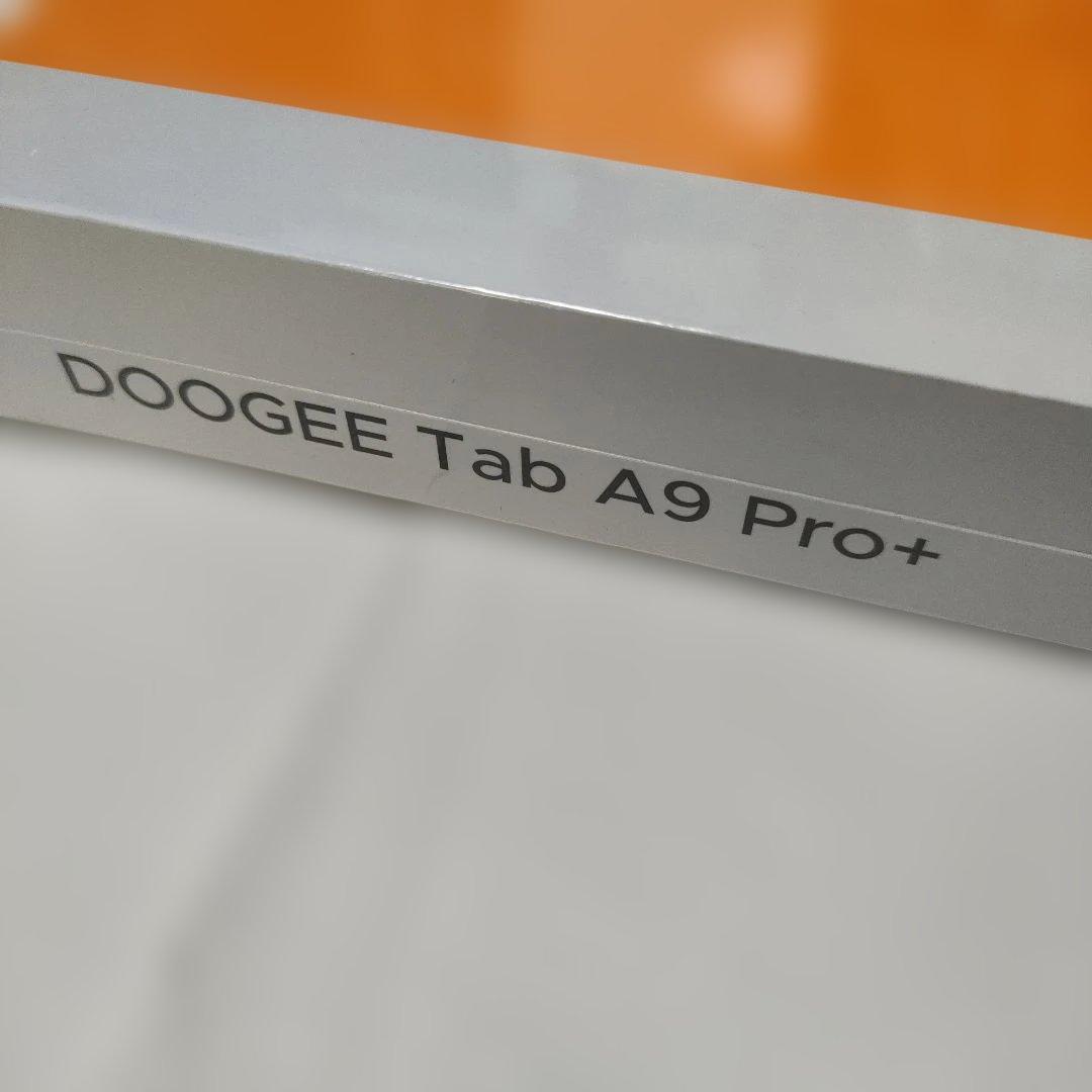 未開封Android15　11型タブレット30GB+128GB2TB拡張L1対応