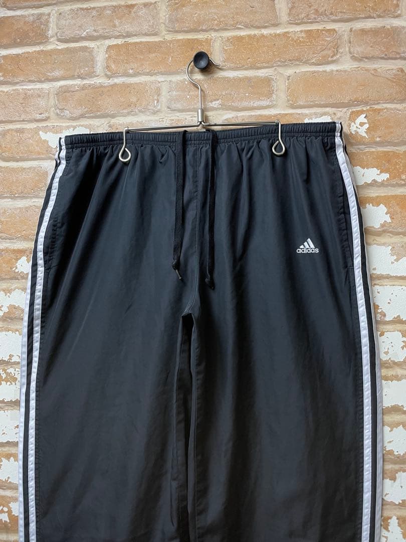 00s adidas アディダス　ナイロンパンツ　トラックパンツ　黒　刺繍　XL