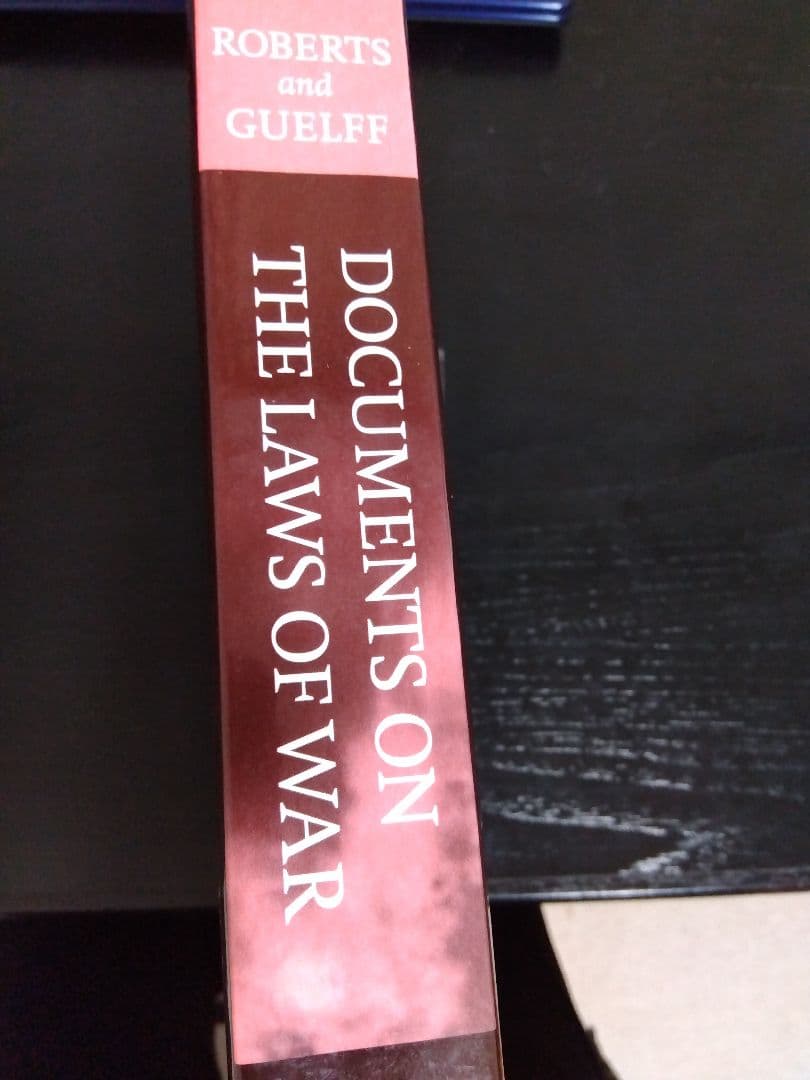 人文 DOCUMNTS ON THE LAWS OF WAR