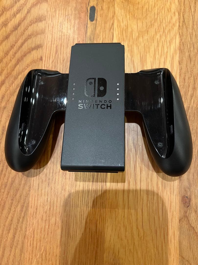 【美品】Nintendo Switch 本体　付属品•箱付き