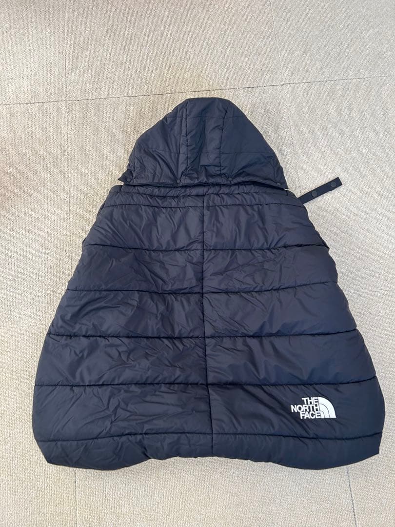 THE NORTH FACE 抱っこひもケープ 黒